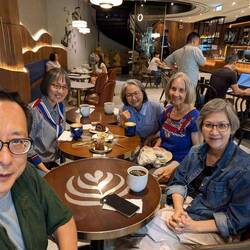 We all went to a coffee shop after lunch