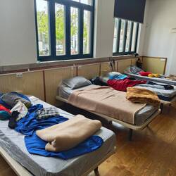 Mein Bett vorne links