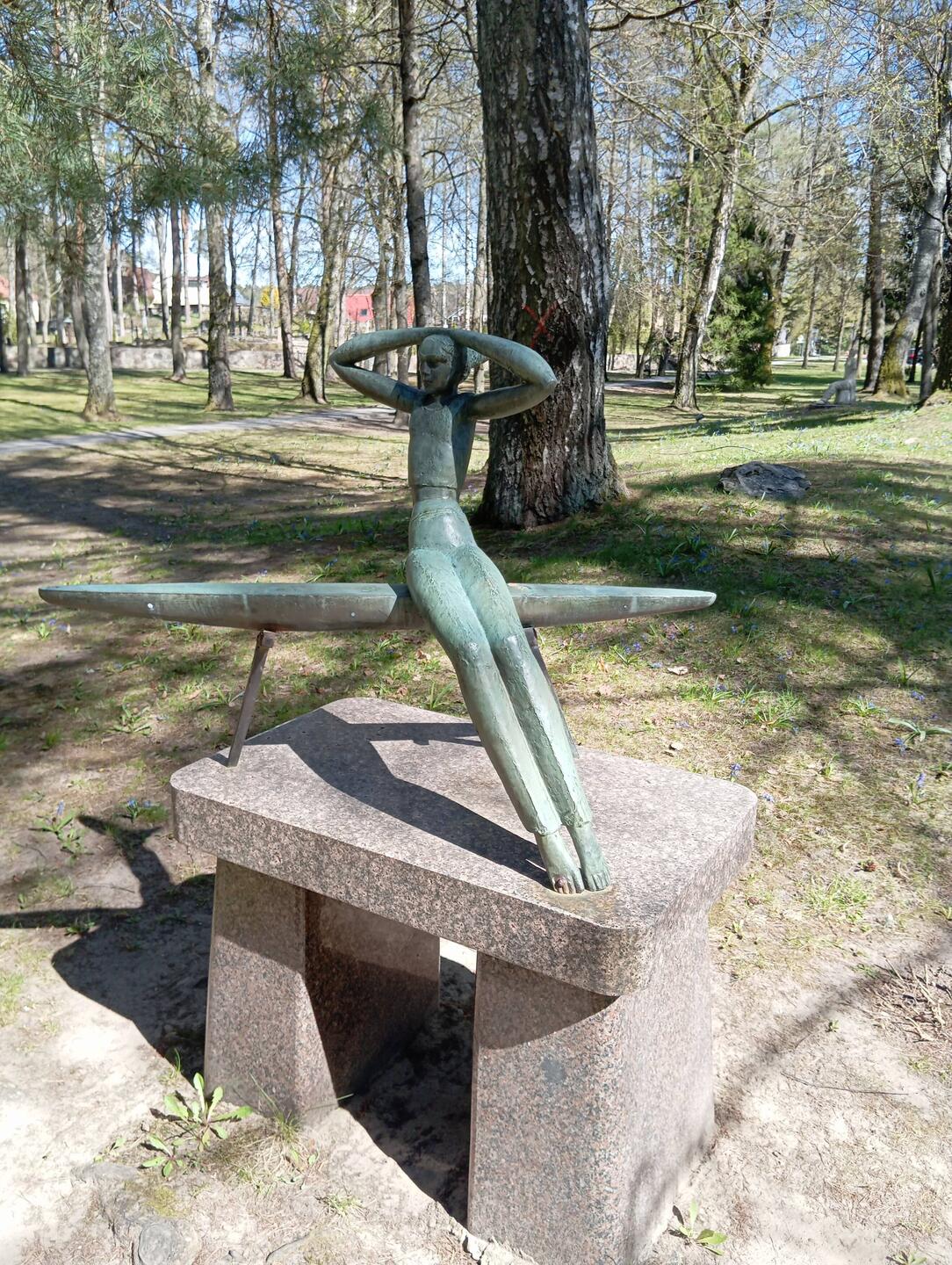 Birstonas: Skulpturenpark