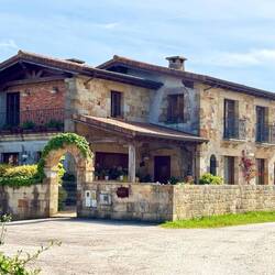 Huge Spanish house in the country