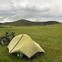Bivouac alors que la pluie menace !
