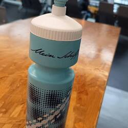 Lange warten 😱auf den nächsten Flieger ✈️bin ja wieder 1 Stunde zurück geflogen 🙈