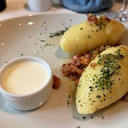Kartoffelklösse mit Wildfleisch - Cepelinai