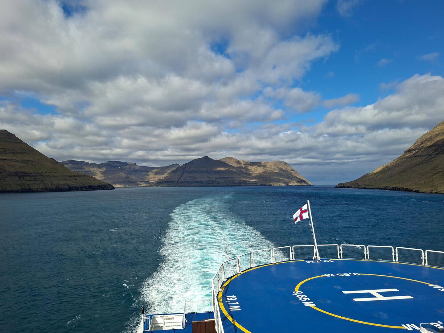 Slalom entre les îles des îles Féroé