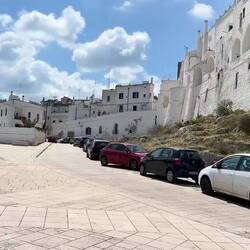 Ostuni von außen