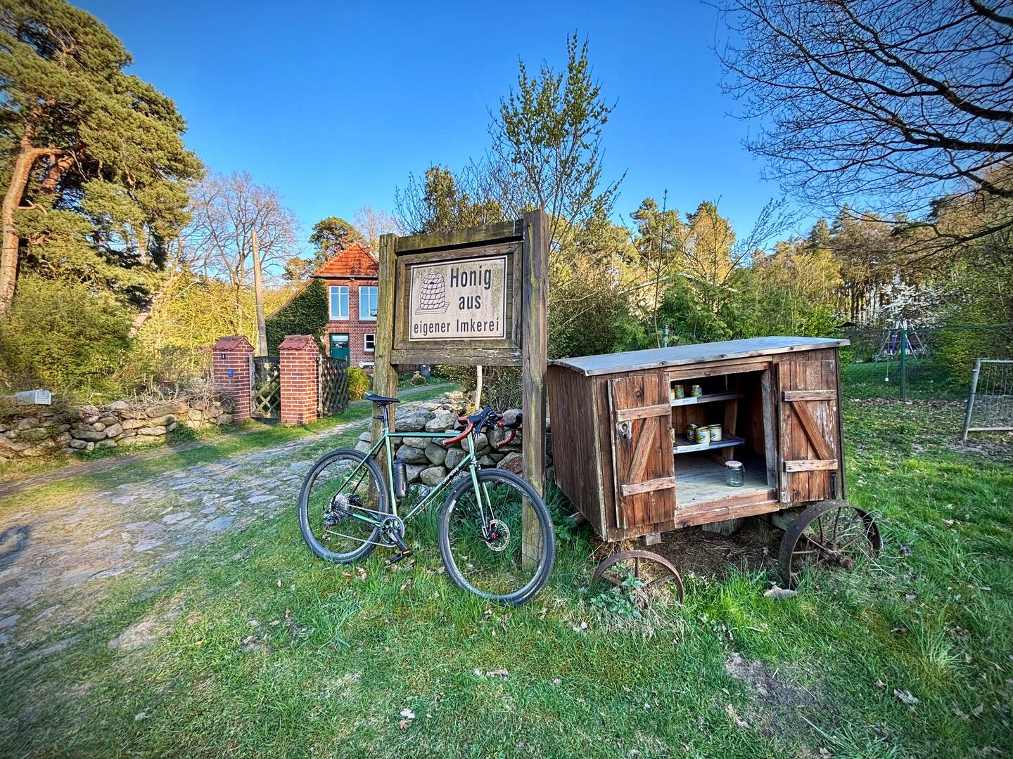 Platzmachen im Honigwagon für die frische Tracht