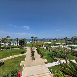 Resort &Spa Grand Paladium ki spada v enega od kapacitet v Evropi je res čudovit, lokacija na obali
