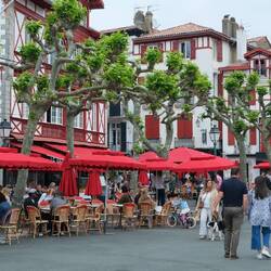 Beliebter Marktplatz