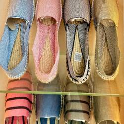 Hochburg der Espadrilles