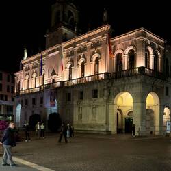 Nighttime stroll ... Palazzo Moroni, the municipal palace — Padova, Italy.