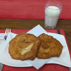 Traditionelle Mekiza und Ayran