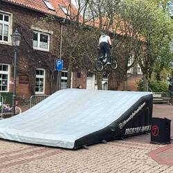 BMX-Vorführung auf der Fahrrad-Messe
