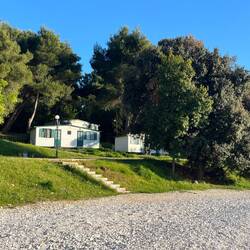 Il y a même des bungalows