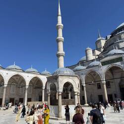Sechs Minarette und eine Geschichte voller Spiritualität