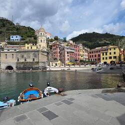 Hafen von Vernazza