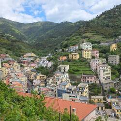 Blick von oben auf Riomaggiore