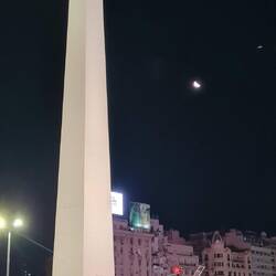 Der Obelisk - ein Wahrzeichen von Buenos Aires