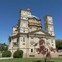 Santuario-Basilica Regina Montis Regalis