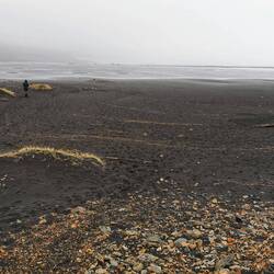 Schwarzer Strand