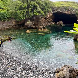 Höhlentaucher bei Castro