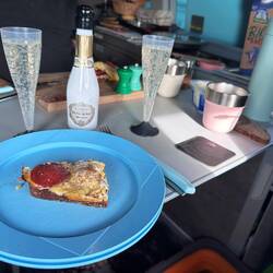 Ein kleines Sektfrühstück ☺️