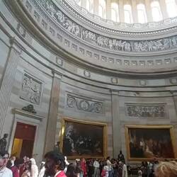 Unser Guide und die Hölle los.