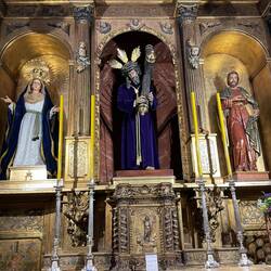Was wohl die Federn auf Jesus' Haupt bedeuten? Auch in Guadalupe haben wir sie gesehen.