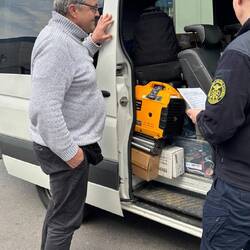 Ein Foto von dem ukrainischen Zöllner war erlaubt, aber nur, wenn sein Gesicht nicht sichtbar ist