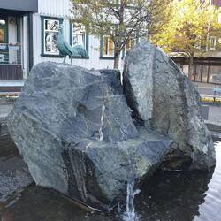 Der Brunnen in der Gesamtansicht