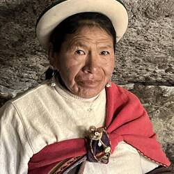 This indigenous woman showed us a cemetery used by her ancestors for more than eight centuries.