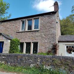 Kala's beautiful lockside cottage