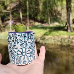 We bought a pot from Kala. She was happy for us to take it and drop the money in later.