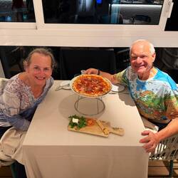 OUR PIZZA!!!! And the begin of a new segment (see our shirts)