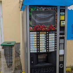 Kaffeeautomat auf der Straße