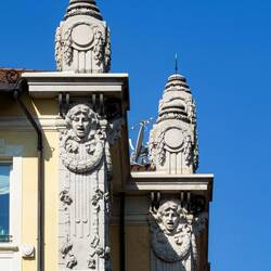 Detail from a building on our way to Orto Botanico — Padova, Italy.