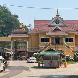 Nam Phao international border checkpoint.