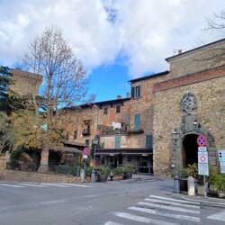 Lucignano - Porta San Giusto