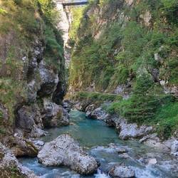 Hudičev most = Teufelsbrücke