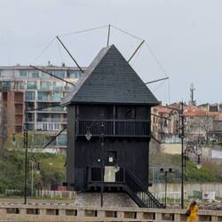 Die Windmühle