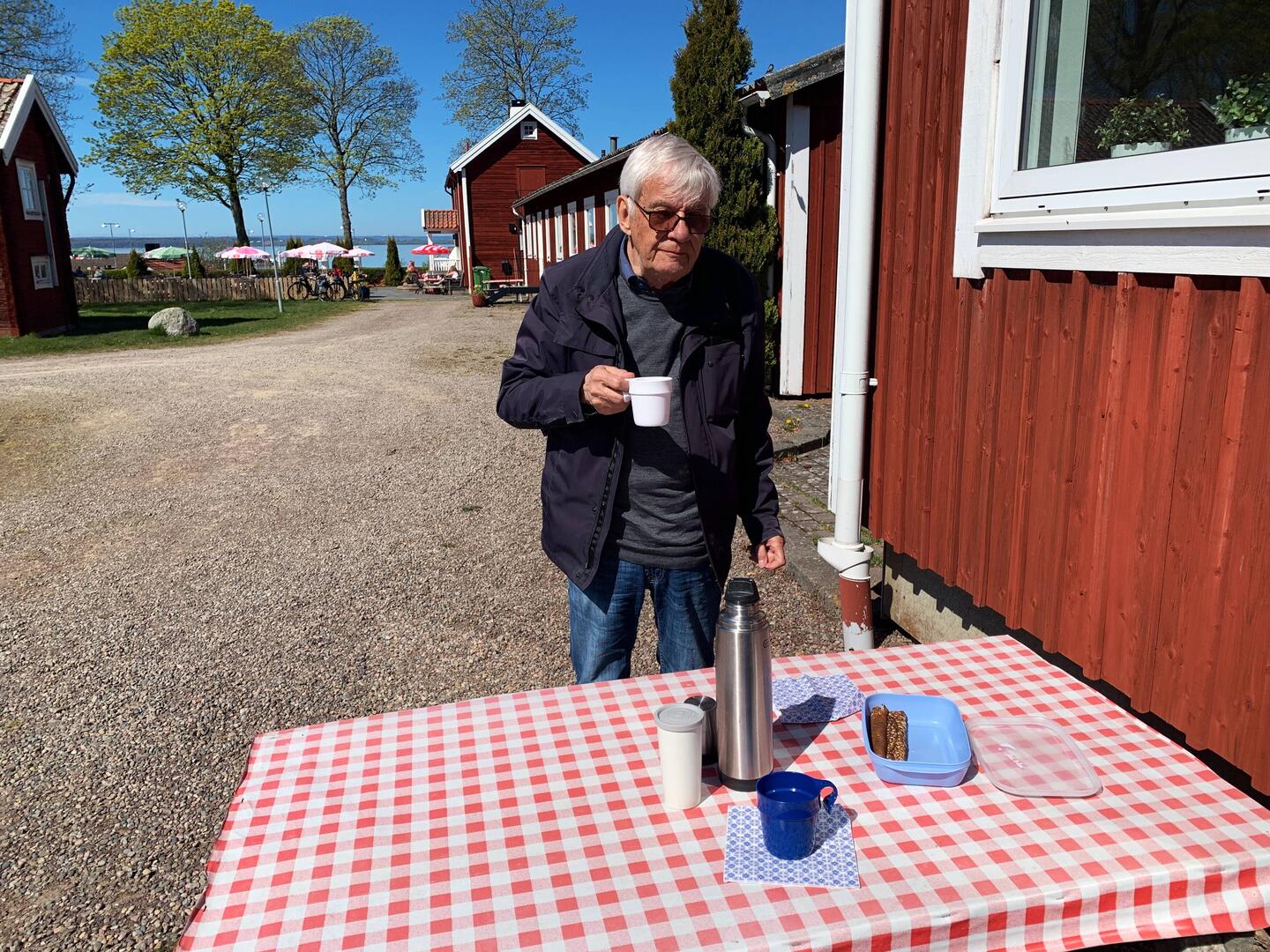 Rast med medhavda pannkakor