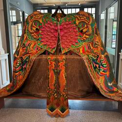 An example of an emperor's robe