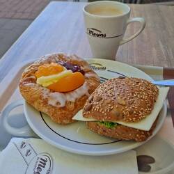 2. Frühstück