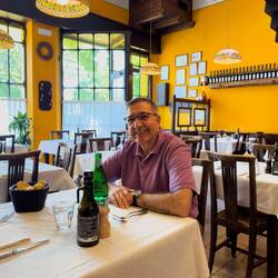 Terrazza Carducci ... 15 minutes after I took this photo, all of the tables were occupied.