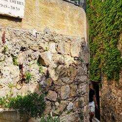 Narrow streets of Eze