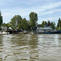 Home or business along North Arm.