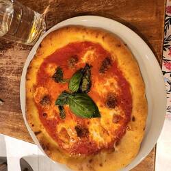 Gluten-free pizza