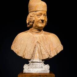 Antonio Canova's "Doge Paolo Renier" (1779) ... anecdotal story in the footprint.