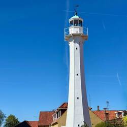 Hurra der erste Leuchtturm, Roger strahlt