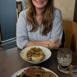 Ahja und Fettes Schweinernes und Knödel mit Sauerkraut