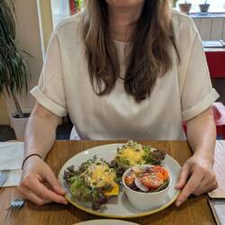 Eggs Benedict Frühstück